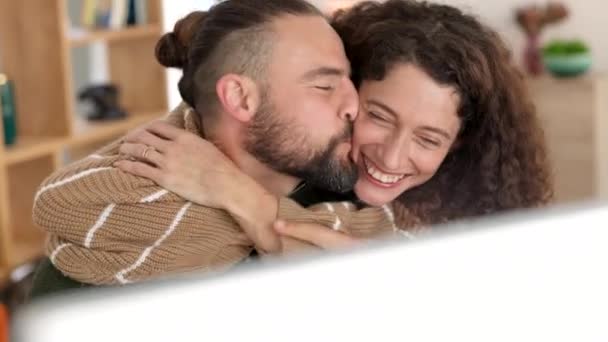 Ζευγάρι Αγάπη Και Φιλί Μια Γυναίκα Και Έναν Άντρα Που — Αρχείο Βίντεο