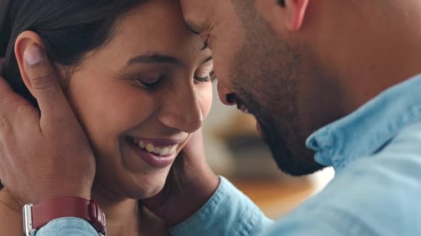 Amor Romance Confiança Abraço Casal Mostrando Cuidado Apoio Relacionamento Saudável — Vídeo de Stock