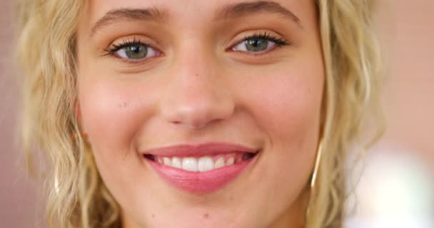 Tandvård Leende Porträtt Kvinna Och Vacker Hudvård Ansikte Naturlig Skönhet — Stockvideo