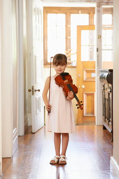 Sto Facendo Pratica Con Violino Una Giovane Ragazza Che Suona — Foto Stock