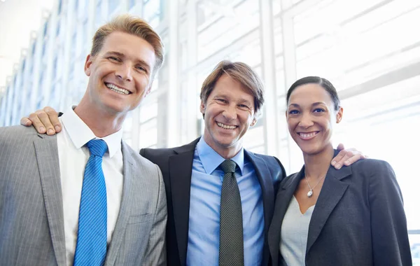 Topped Our Performance Last Year Group Businesspeople Standing Together Looking — Stock Photo, Image