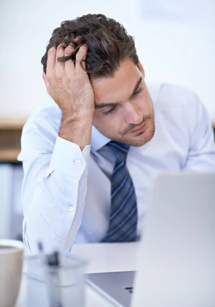 Trop Travail Pas Assez Temps Jeune Homme Affaires Air Frustré — Photo