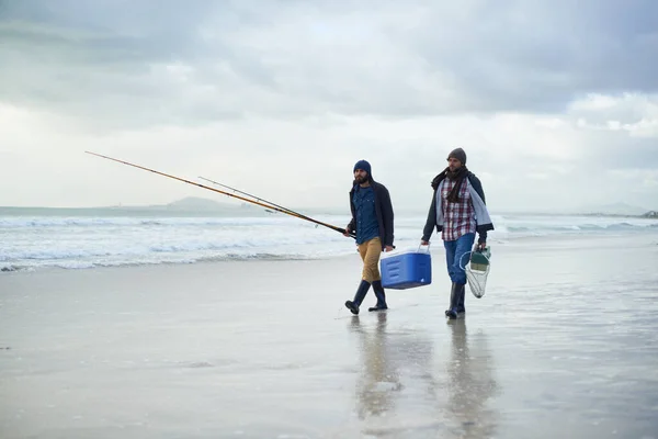 Est Allé Pêcher Deux Amis Pêche Par Matin Couvert Tôt — Photo