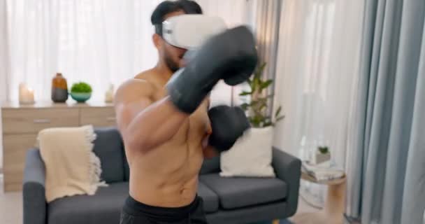 Virtual Reality Glasögon Hemmaträning Och Man Boxning Vardagsrummet För Innovation — Stockvideo