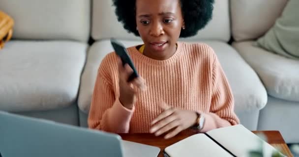 Telefonanrufe Stress Oder Wütende Schwarze Frauen Über Technologie Bei Finanzdiebstahl — Stockvideo