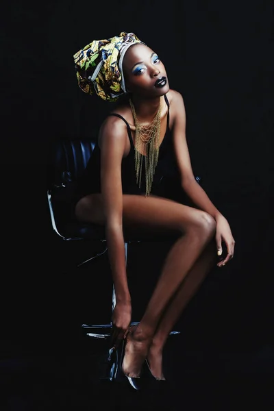 Jest Symbolem Prawdziwego Afrykańskiego Piękna Full Length Shot Piękna Afrykańska — Zdjęcie stockowe