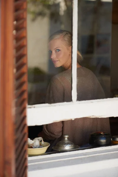 Peaceful Frame Mind Young Woman Looking Her Window — Stock Photo, Image