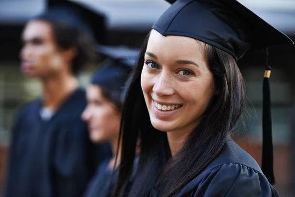 Czekałem Ten Dzień Studenci Ceremonii Ukończenia Szkoły — Zdjęcie stockowe