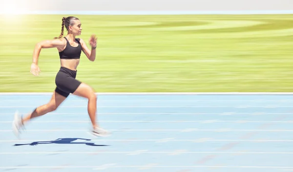 Mujer Corredora Entrenamiento Maratón Pista Estadio Para Compromiso Ejercicio Competición — Foto de Stock