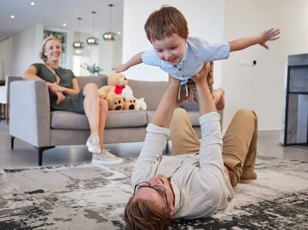 Helicóptero Familiar Juego Infantil Padre Con Energía Para Relajarse Con —  Fotos de Stock