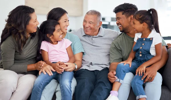 Feliz Relajarse Amar Con Gran Familia Sofá Juntos Para Salud —  Fotos de Stock