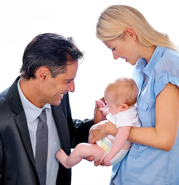 Houden Zoveel Van Haar Jong Moeder Vader Doting Hun Baby — Stockfoto