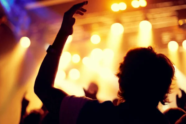 Cheering Favourite Band Young Man Cheering His Favourite Band Crowd — Stock Photo, Image