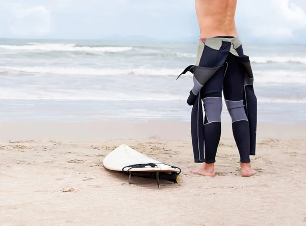 Surf Est Mode Vie Jeune Surfeur Masculin Prépare Surfer Par — Photo