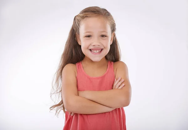 Γλυκούλης Studio Πορτρέτο Ενός Αξιολάτρευτο Νεαρό Κορίτσι Χαμογελώντας Στην Κάμερα — Φωτογραφία Αρχείου