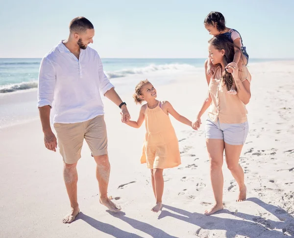 Travel Relax Holding Hands Family Beach Together Maldives Holiday Love — Stock Photo, Image