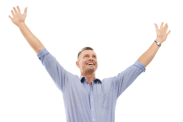 Могу Счастливее Студийный Снимок Счастливого Взрослого Мужчины Руками Воздухе Изолированными — стоковое фото