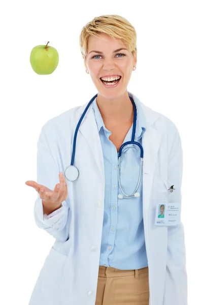 She Knows Importance Healthy Diet Young Smiling Doctor Throwing Green — Stock Photo, Image