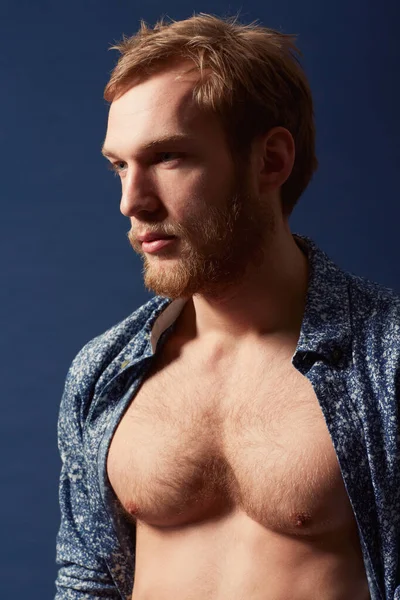 Seriously Unique Style Muscular Young Man Wearing Open Shirt Looking — Stock Photo, Image