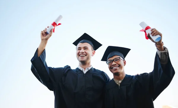 Afgestudeerd Onderwijs Studenten Afstuderen Succes Viering Aan Universiteit Hogeschool Enthousiast — Stockfoto