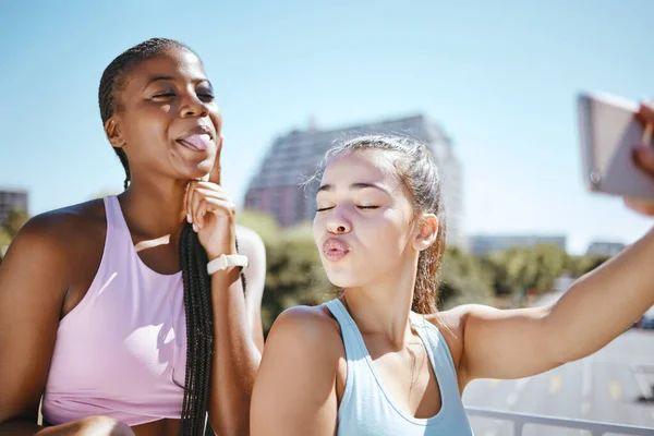 Fitness Selfie Amigos Retrato Cidade Para Treino Livre Atualização Mídia — Fotografia de Stock