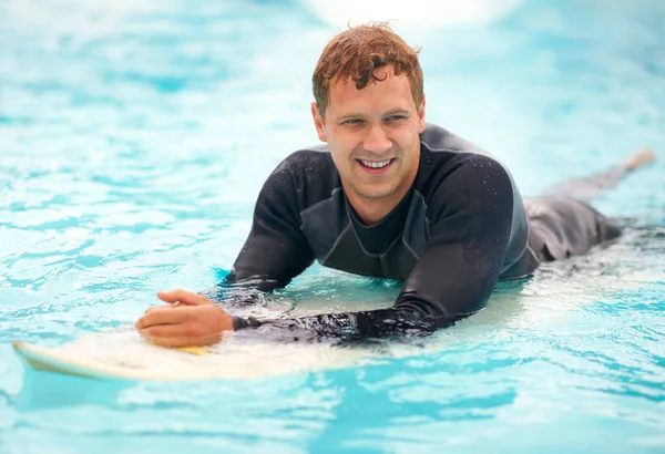 Heimat Ist Das Wasser Ist Ein Gutaussehender Junger Mann Genießt — Stockfoto