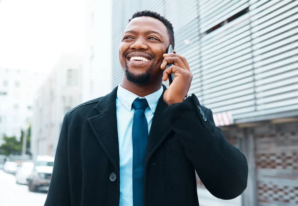 Черные Бизнесмены Телефонные Звонки Общения Городе Улыбки Счастливого Обсуждения Успехе — стоковое фото