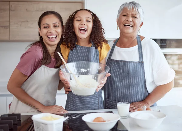 Avó Mãe Criança Assar Como Uma Família Feliz Cozinha Com — Fotografia de Stock