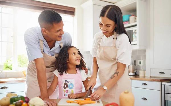 Família Feliz Amor Cozinhar Alimentos Saudáveis Cozinha Preparação Para Uma — Fotografia de Stock