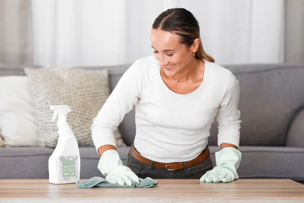 Sala Estar Limpiador Mesa Limpieza Mujer Con Producto Botella Spray — Foto de Stock