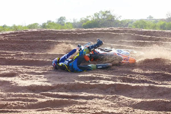 Otro Muerde Polvo Motocross Chocando Contra Tierra —  Fotos de Stock