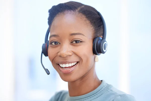 Centro Atención Telefónica Atención Cliente Retrato Una Mujer Negra Que — Foto de Stock