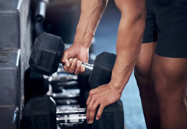 Gros Plan Homme Entraînement Haltérophilie Des Mains Avec Haltère Dans — Photo