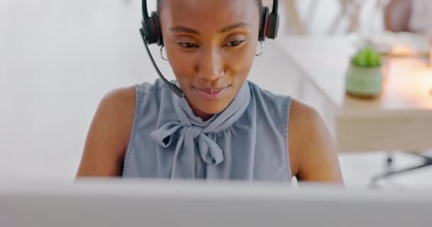 Mulher Negra Suporte Atendimento Cliente Comunicação Por Telefone Escritório Telemarketing — Vídeo de Stock