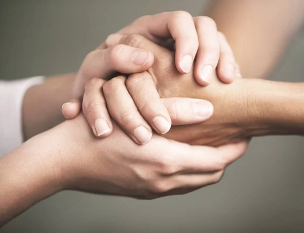 You Dont Need Reason Help Others Two People Holding Hands — Stock Photo, Image