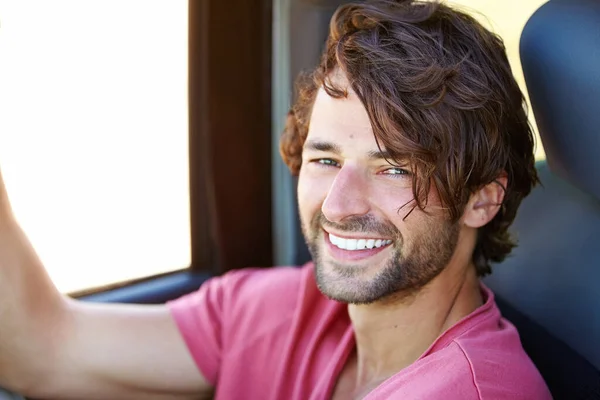 Carefree Road Young Man Enjoying His Vacation Road Trip Smile — Stock Photo, Image