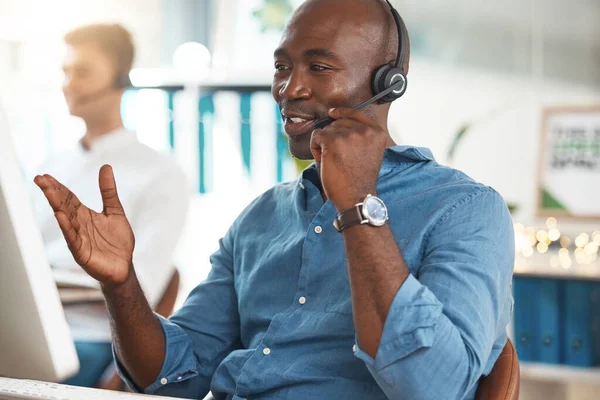 Zwarte Zakenman Call Center Gesprek Kantoor Werken Bij Helpdesk Online — Stockfoto