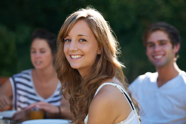 Its Great Spending Time Friends Smiling Young Teen Lunch Group — Stock Photo, Image
