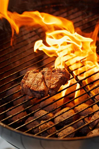 Grillad Till Perfektion Närbild Välsmakande Stek Matlagning Brand — Stockfoto