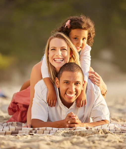 Portrait Happy Mixed Race Family Spending Time Together Beach Adorable — Fotografia de Stock