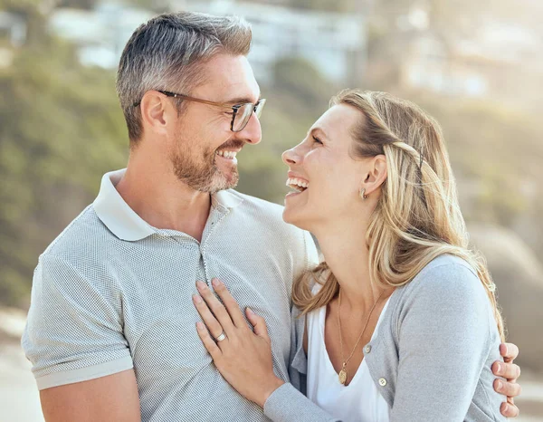 Happy Loving Mature Caucasian Couple Enjoying Romantic Date Beach Together — Stockfoto