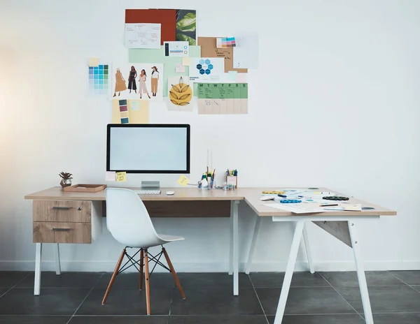 Schreibtisch Bildschirm Attrappe Und Kreativität Design Mode Projektmanagement Werbeagentur Oder — Stockfoto