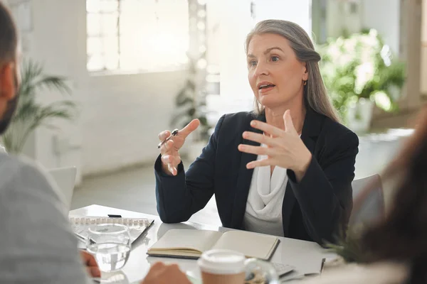 Ondernemers Praten Een Vergadering Samen Het Werk Zakelijke Professionals Praten — Stockfoto