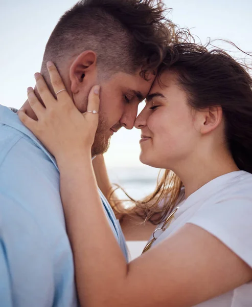 Par Kärlek Och Lycklig Tillsammans Äventyr Och Bindning Romantisk Semester — Stockfoto