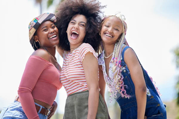 Group Girl Friends Happy Laughing Smile Face Outdoor Sunshine Black — Stock Photo, Image