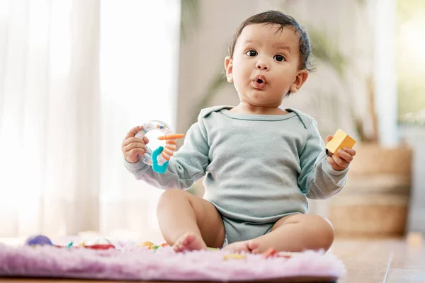 Ben Schattig Dat Weet Een Schattige Baby Spelen Met Speelgoed — Stockfoto