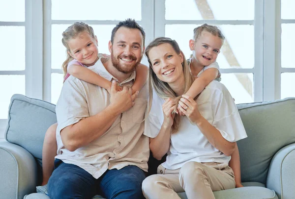 Grateful Family Young Family Relaxing Together Home — Stock fotografie