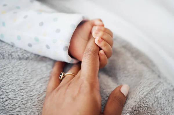 Nunca Deixarei Uma Mãe Segurando Sua Mão Babys — Fotografia de Stock