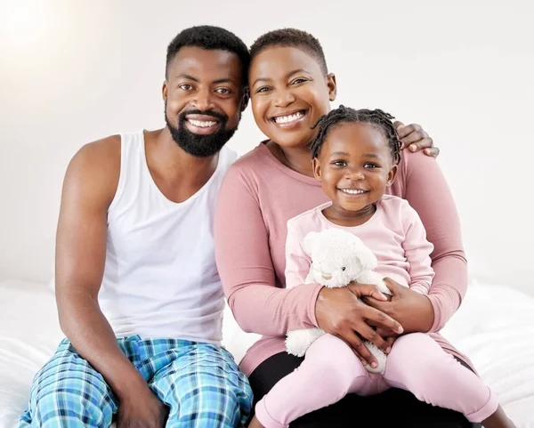 Were All Snug Relaxed Young Family Bonding Bed Together — Stock Photo, Image