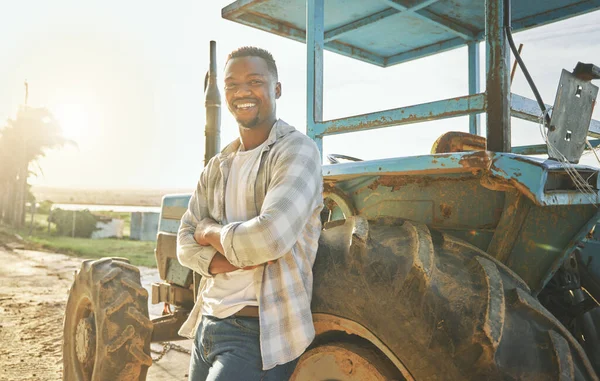 Put Hard Labour Young Farmer Standing Next Tractor — Stock Photo, Image